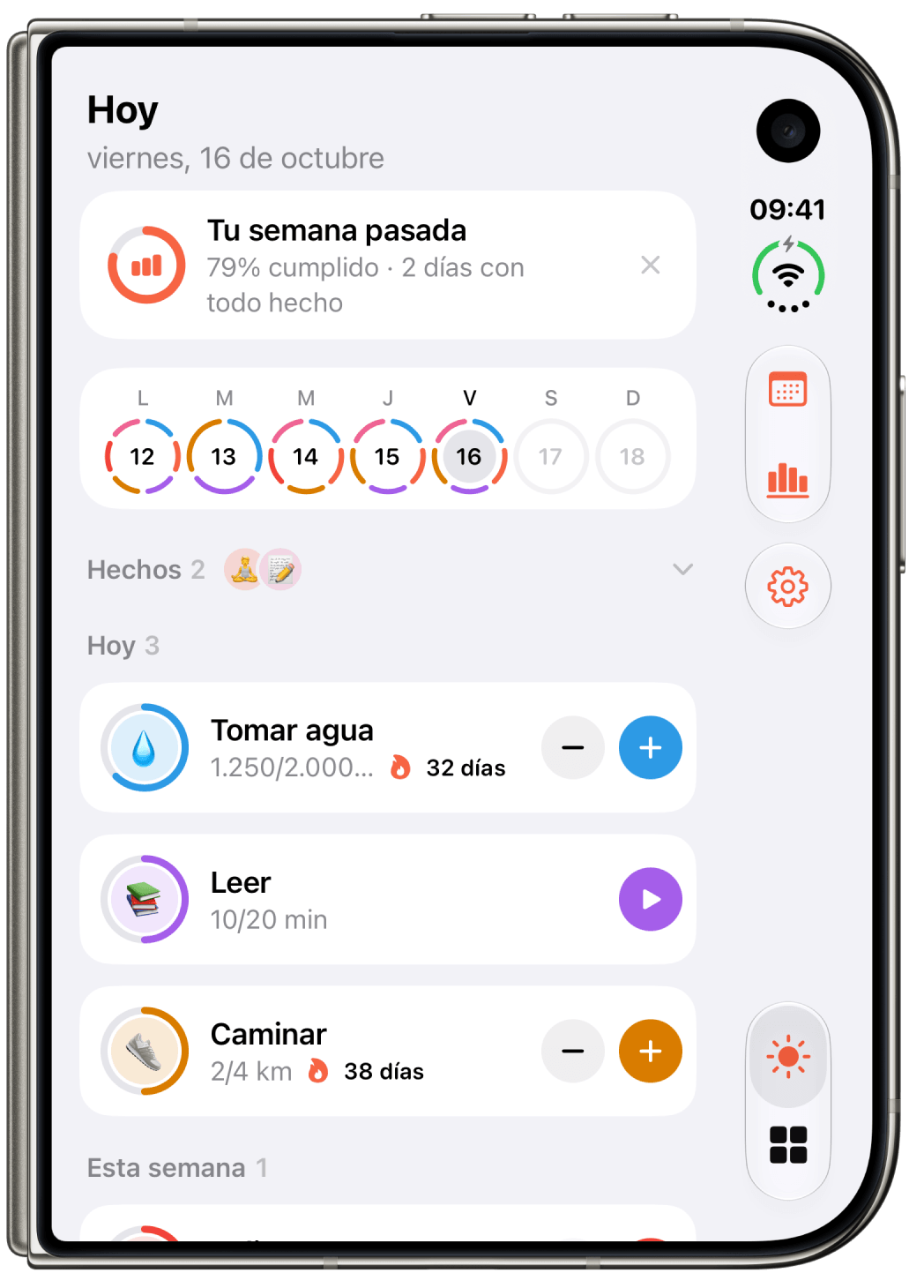 Captura de Hoy en un iPhone Duo cerrado: los hábitos del día en su pantalla externa.